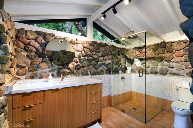 31350 Lobo Canyon Road, Agoura Hills, CA 91301