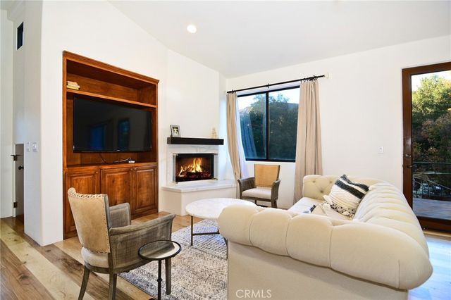 31350 Lobo Canyon Road, Agoura Hills, CA 91301