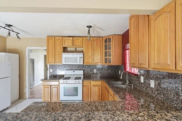 32857 Avenue E, Yucaipa, CA 92399