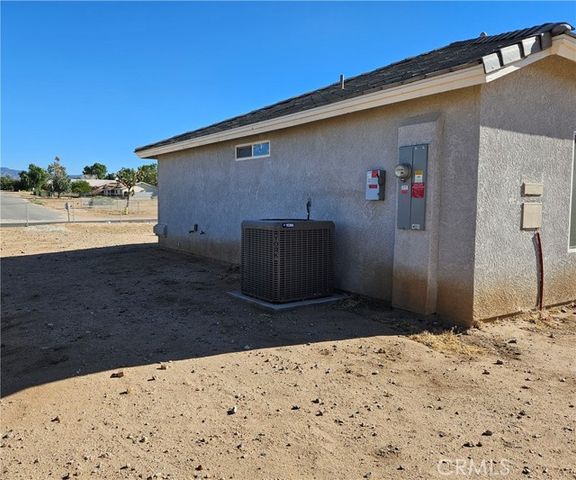 18010 Seaforth Street, Hesperia, CA 92345