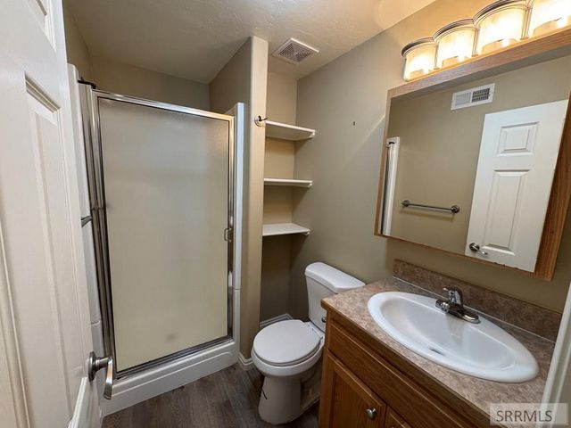 3736 Ellendale Circle, Ammon, ID 83406