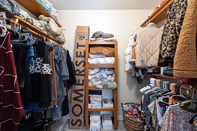 2722 S Meadowlark Avenue, Springfield, MO 65807