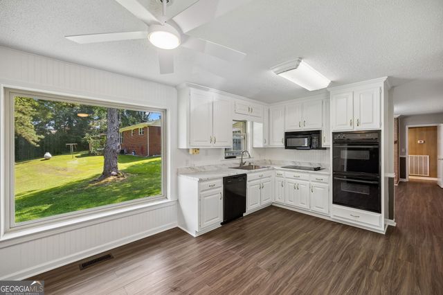 209 Curtis Road, Dalton, GA 30720
