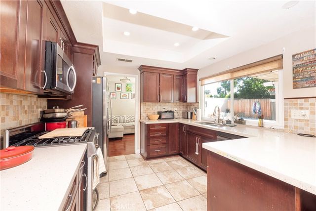 6751 Topaz Street, Alta Loma, CA 91701