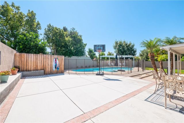 6751 Topaz Street, Alta Loma, CA 91701