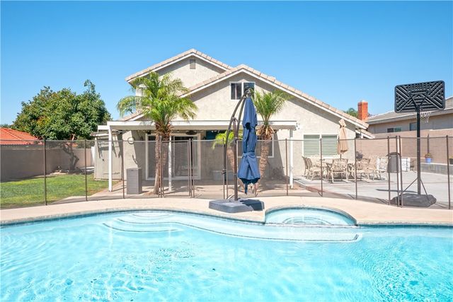 6751 Topaz Street, Alta Loma, CA 91701