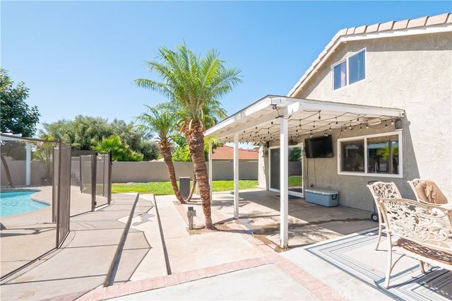 6751 Topaz Street, Alta Loma, CA 91701