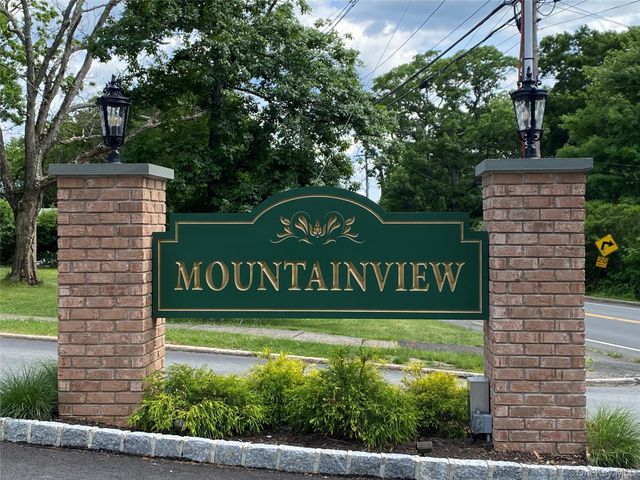 452 Sierra Vista Lane, Valley Cottage, NY 10989