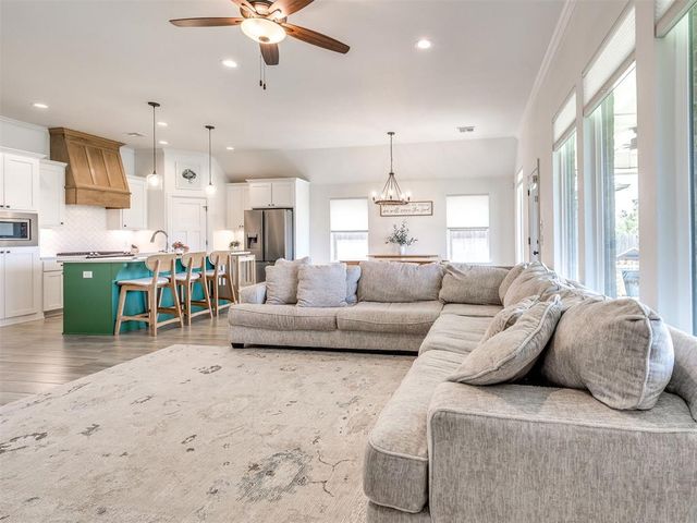 18412 Autumn Grove Drive, Edmond, OK 73012