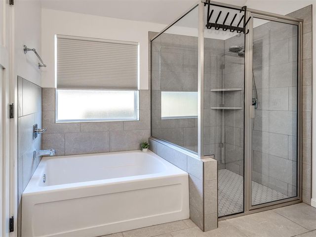 18412 Autumn Grove Drive, Edmond, OK 73012