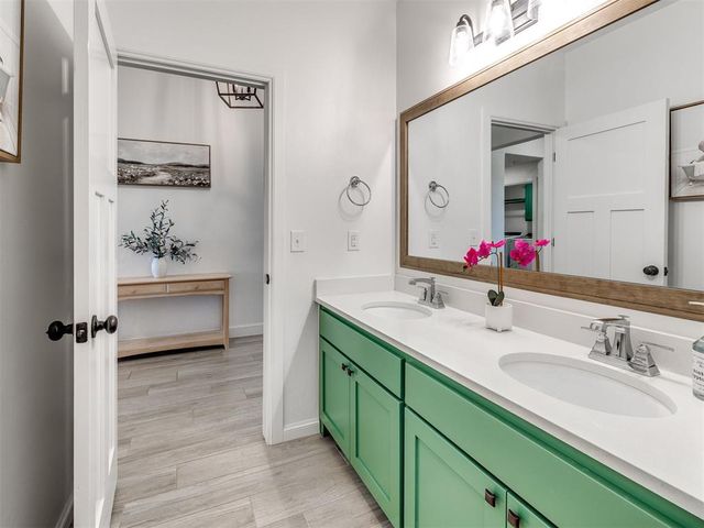 18412 Autumn Grove Drive, Edmond, OK 73012