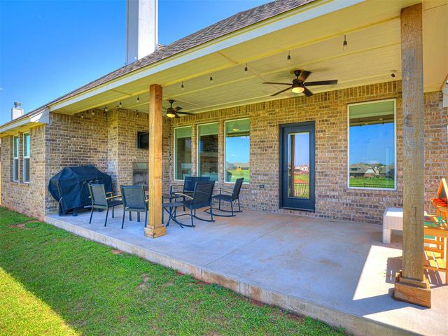 18412 Autumn Grove Drive, Edmond, OK 73012