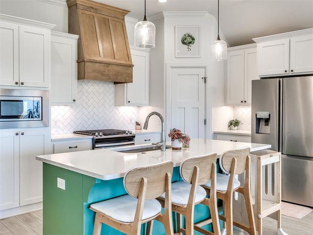 18412 Autumn Grove Drive, Edmond, OK 73012