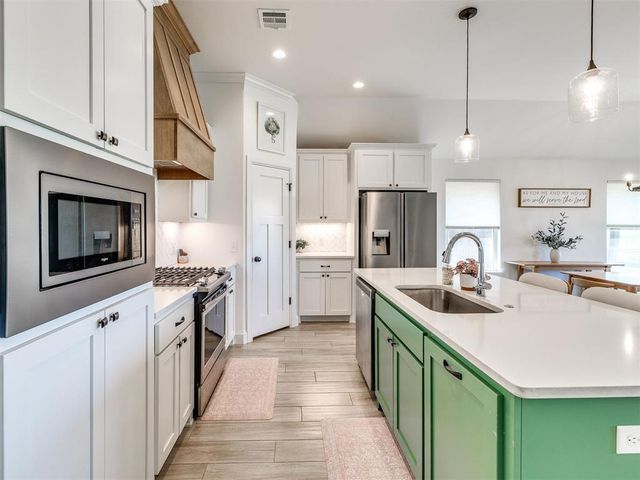 18412 Autumn Grove Drive, Edmond, OK 73012