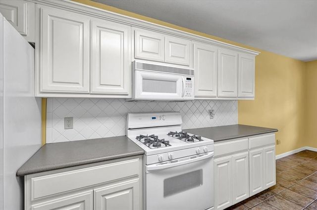 2455 Manchester Drive 41, Oklahoma City, OK 73120