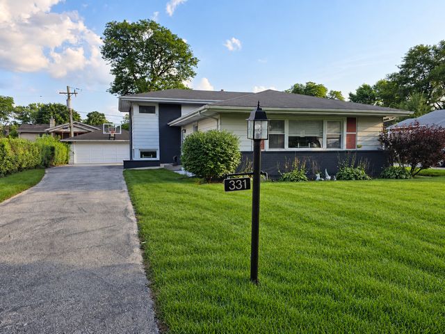 331 E Lake Avenue, Glenview, IL 60025