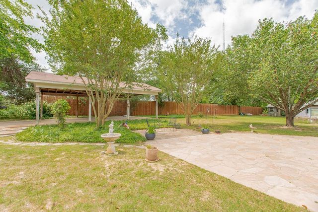 324 Texas Drive, Hideaway, TX 75771