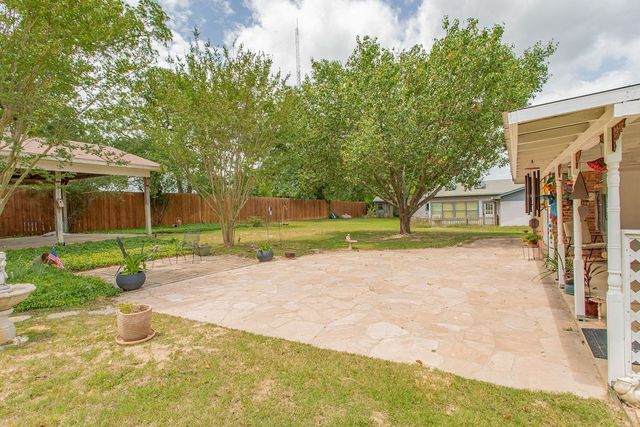 324 Texas Drive, Hideaway, TX 75771