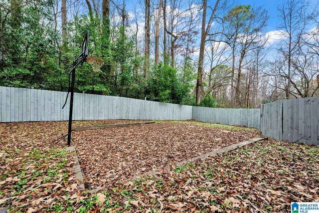 533 LANEWOOD DRIVE, Birmingham, AL 35214