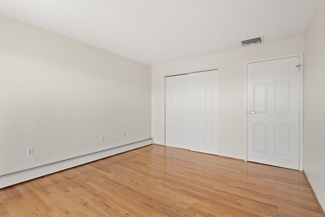 321 Harvard St 309, Cambridge, MA 02139
