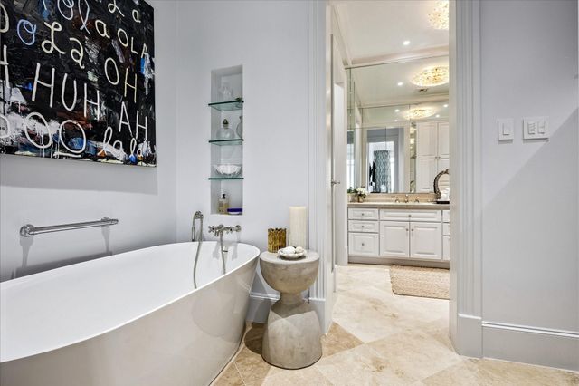 2121 Kirby Drive 4NE, Houston, TX 77019