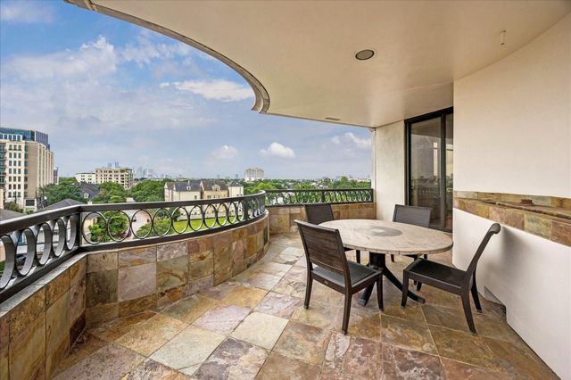 2121 Kirby Drive 4NE, Houston, TX 77019