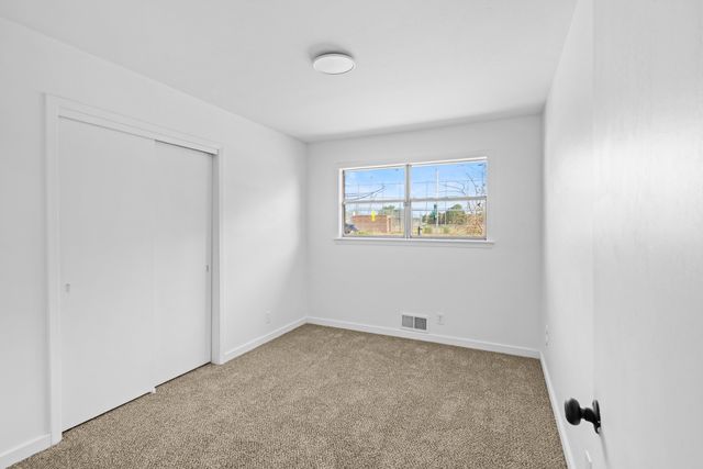 4721 Comanche Road NE, Albuquerque, NM 87110