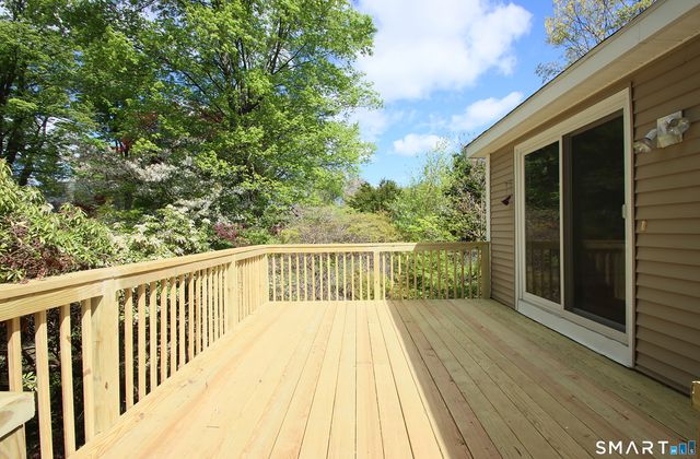 25 Pleasant View Drive, Middletown, CT 06457