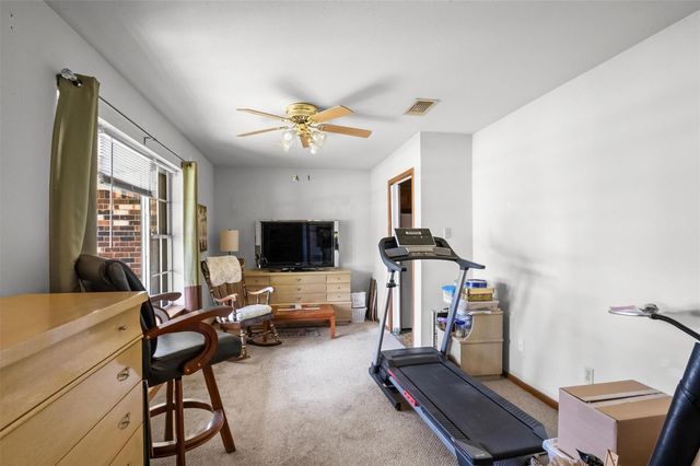 204 Gerald Street, Willis, TX 77378