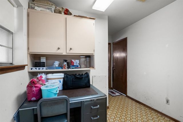 204 Gerald Street, Willis, TX 77378