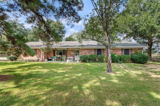 204 Gerald Street, Willis, TX 77378