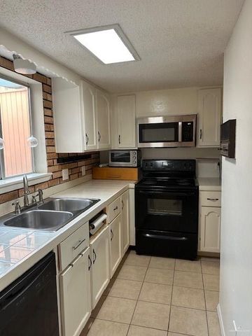 2402 N Ed Carey Drive 4, Harlingen, TX 78550