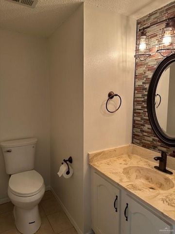 2402 N Ed Carey Drive 4, Harlingen, TX 78550