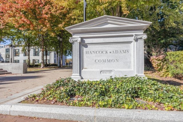 102 Hall Pl, Quincy, MA 02169