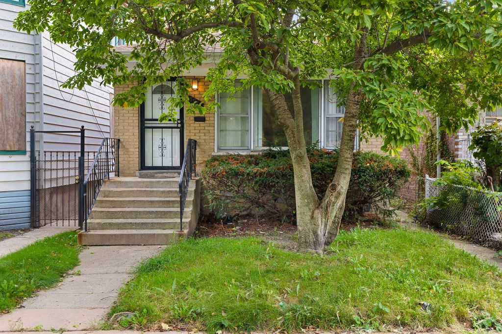7935 S East End Avenue, Chicago, IL 60617 — photo 2
