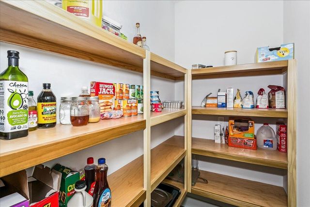 2807 E Sunnyslope, Park City, KS 67219