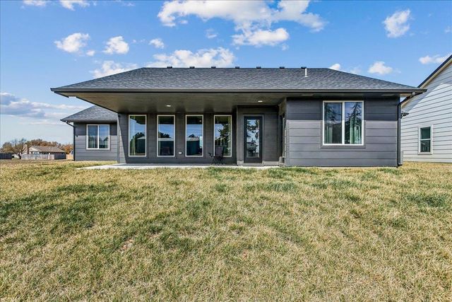 2807 E Sunnyslope, Park City, KS 67219