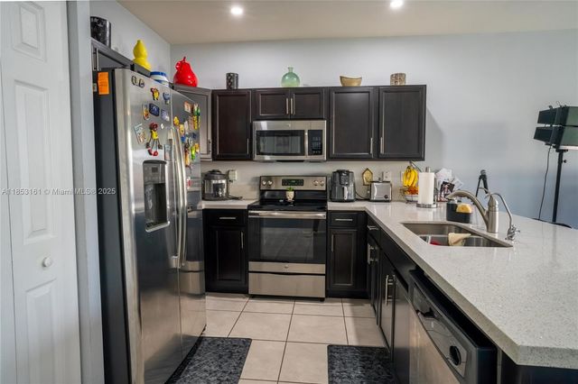 11571 SW 248th Ln, Homestead, FL 33032