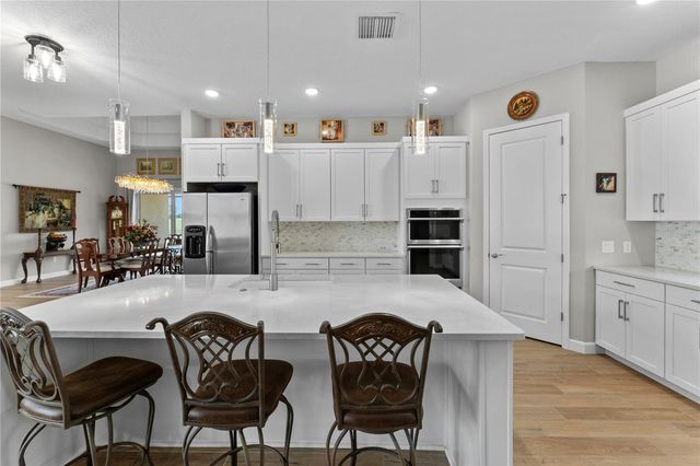 215 HAMPTON LOOP, Davenport, FL 33837