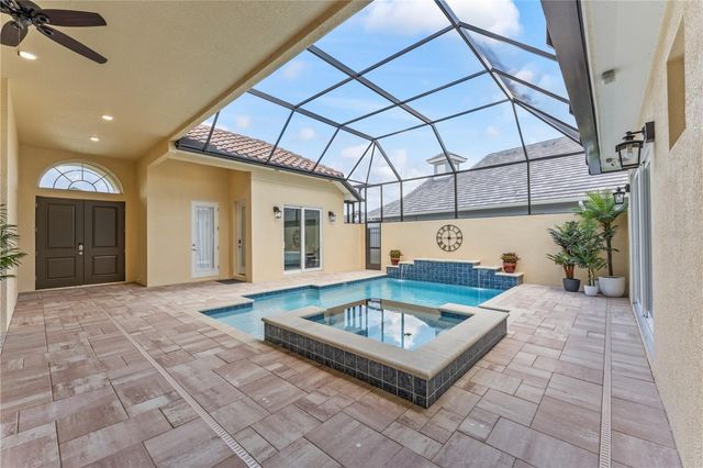 215 HAMPTON LOOP, Davenport, FL 33837