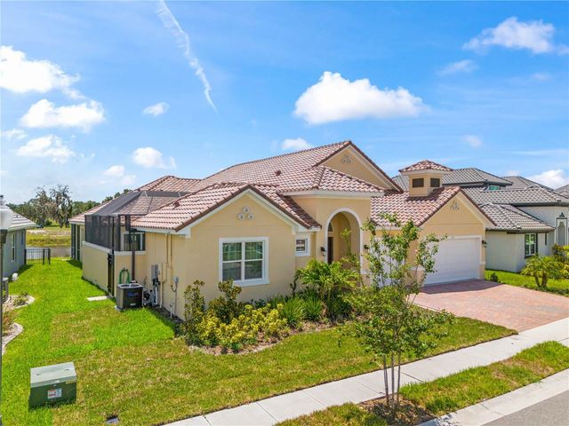 215 HAMPTON LOOP, Davenport, FL 33837