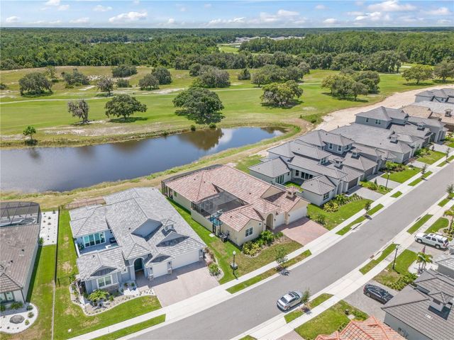 215 HAMPTON LOOP, Davenport, FL 33837