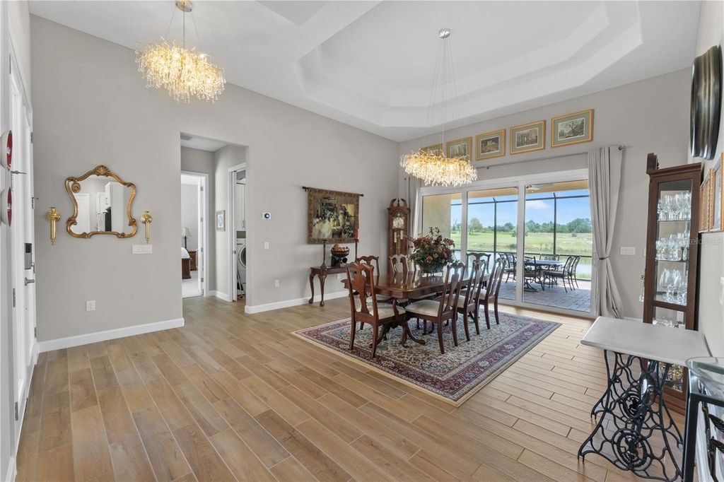 Image 19 of property listing at 215 HAMPTON LOOP, Davenport, FL 33837