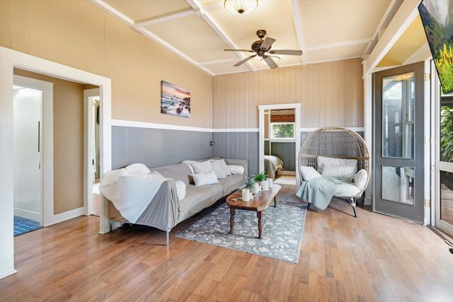 84 Kilakila Pl, Makawao, HI 96768