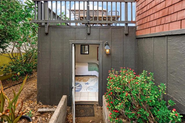 84 Kilakila Pl, Makawao, HI 96768