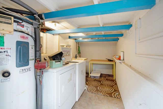 84 Kilakila Pl, Makawao, HI 96768