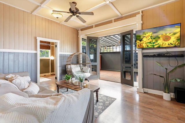 84 Kilakila Pl, Makawao, HI 96768