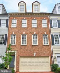 30 ALEXANDER ST, Alexandria, VA 22314