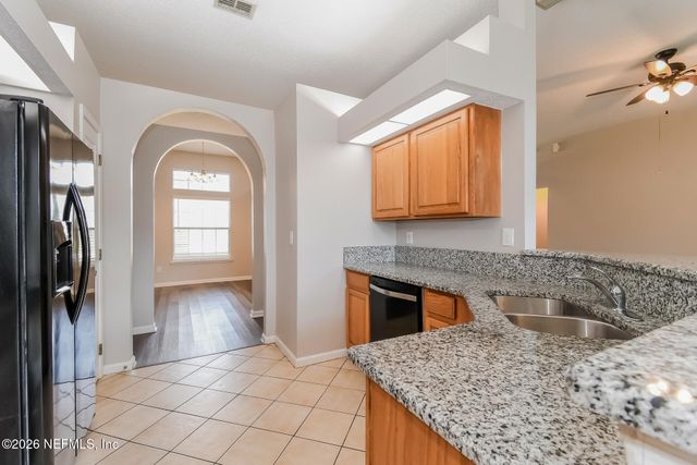 9837 OXFORD STATION Drive, Jacksonville, FL 32221