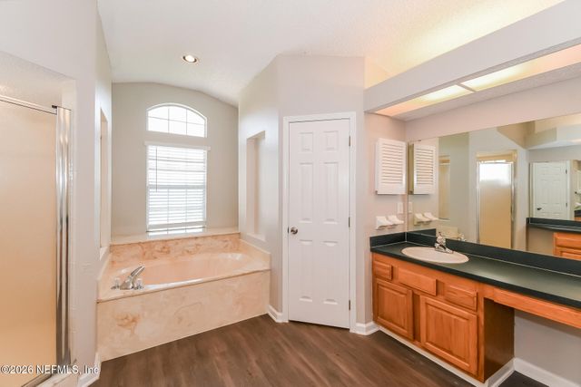 9837 OXFORD STATION Drive, Jacksonville, FL 32221